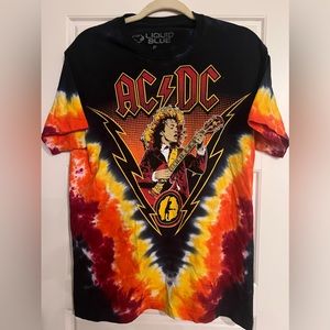 ACDC men’s medium shirt